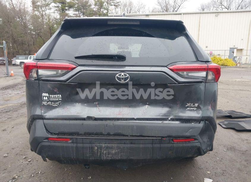 Photo 16 of 2021 Toyota Rav4 XLE (VIN 2T3P1RFV4MC189404)