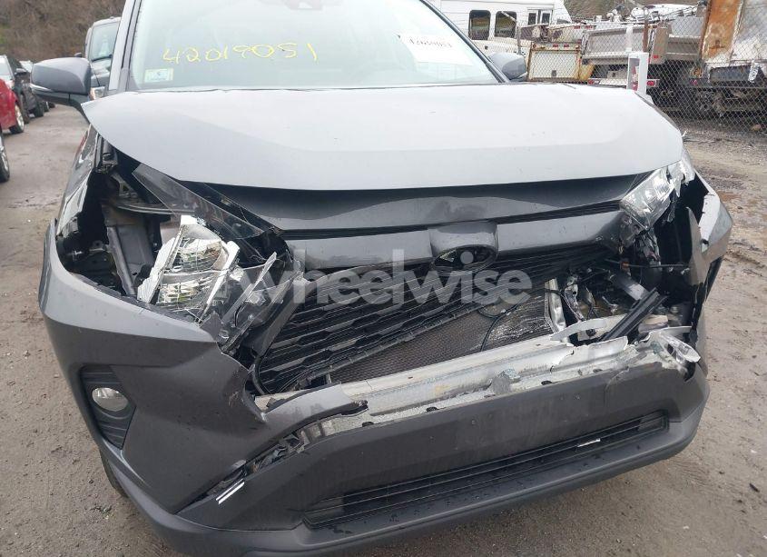 Photo 6 of 2021 Toyota Rav4 XLE (VIN 2T3P1RFV4MC189404)