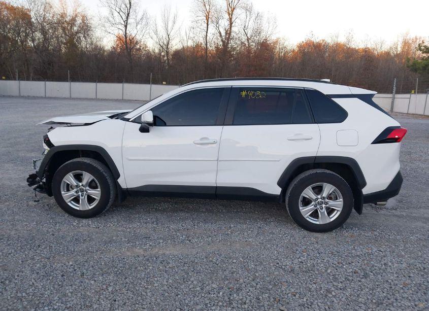 Photo 14 of 2021 Toyota Rav4 XLE (VIN 2T3P1RFV4MC243199)