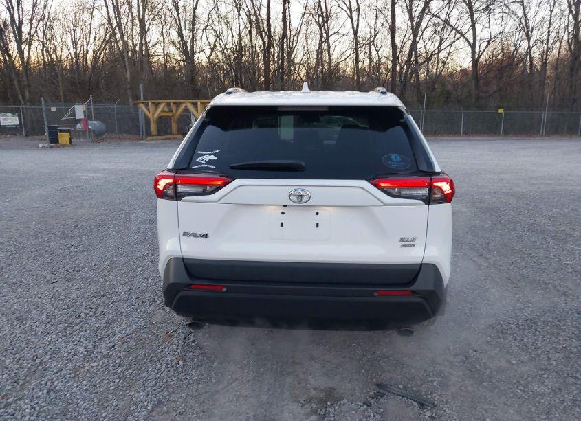 Photo 16 of 2021 Toyota Rav4 XLE (VIN 2T3P1RFV4MC243199)