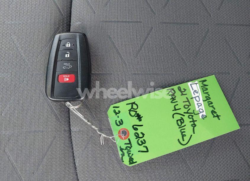 Photo 11 of 2021 Toyota Rav4 XLE (VIN 2T3P1RFV4MW144137)