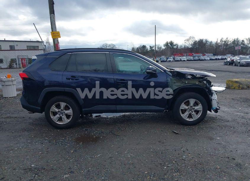 Photo 14 of 2021 Toyota Rav4 XLE (VIN 2T3P1RFV4MW144137)