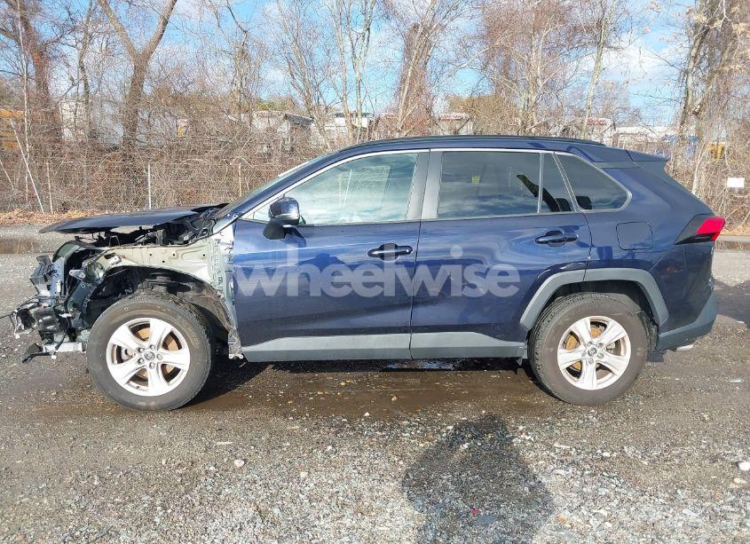 Photo 15 of 2021 Toyota Rav4 XLE (VIN 2T3P1RFV4MW144137)