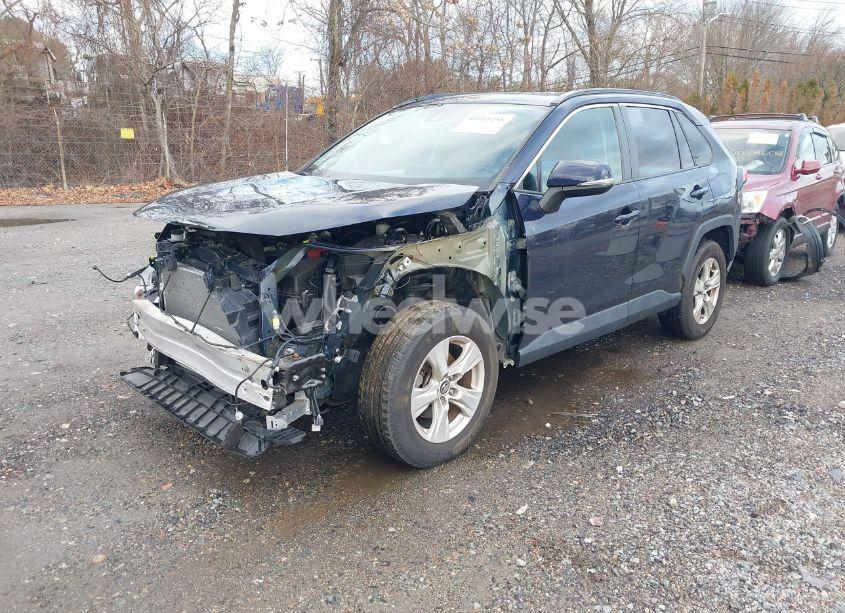 Photo 2 of 2021 Toyota Rav4 XLE (VIN 2T3P1RFV4MW144137)
