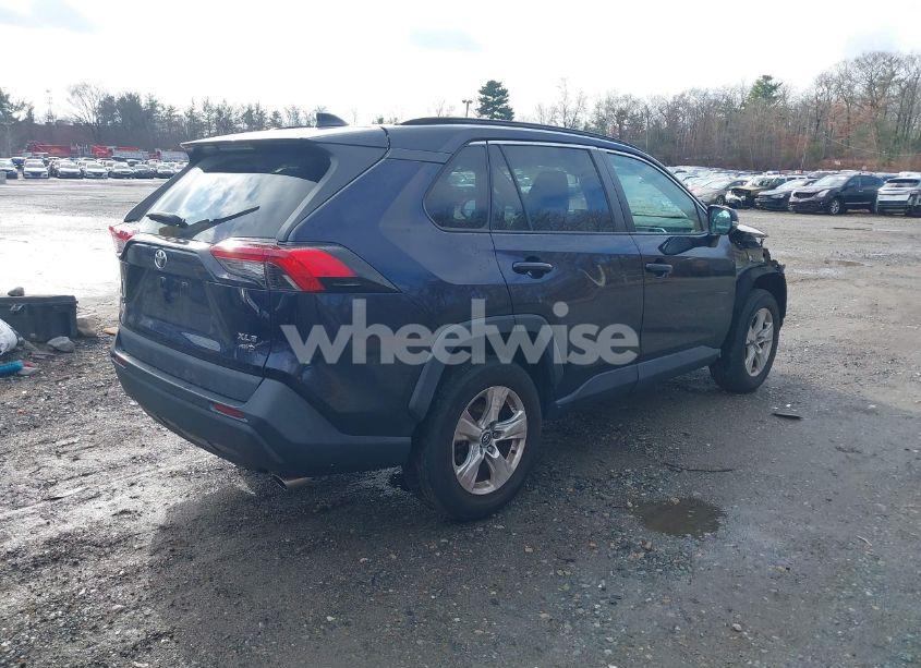 Photo 4 of 2021 Toyota Rav4 XLE (VIN 2T3P1RFV4MW144137)