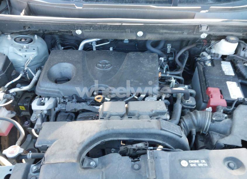 Photo 10 of 2021 Toyota Rav4 XLE (VIN 2T3P1RFV4MW180460)