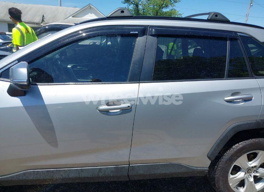 Photo 14 of 2021 Toyota Rav4 XLE (VIN 2T3P1RFV4MW184041)