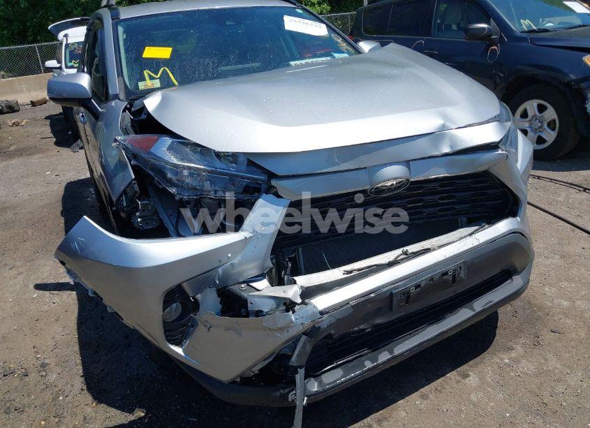 Photo 6 of 2021 Toyota Rav4 XLE (VIN 2T3P1RFV4MW184041)