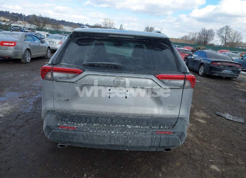 Photo 17 of 2022 Toyota Rav4 XLE (VIN 2T3P1RFV4NC286295)