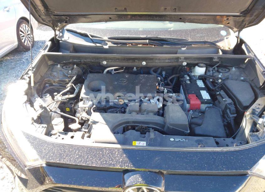 Photo 10 of 2022 Toyota Rav4 XLE (VIN 2T3P1RFV4NW298218)