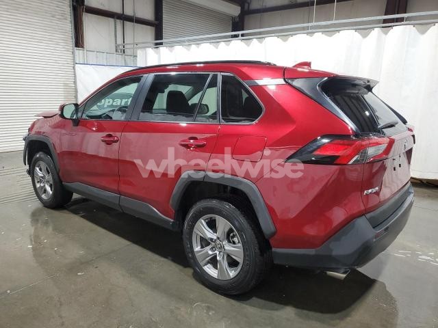 Photo 2 of 2025 TOYOTA RAV4 XLE (VIN 2T3P1RFV4SW520073)