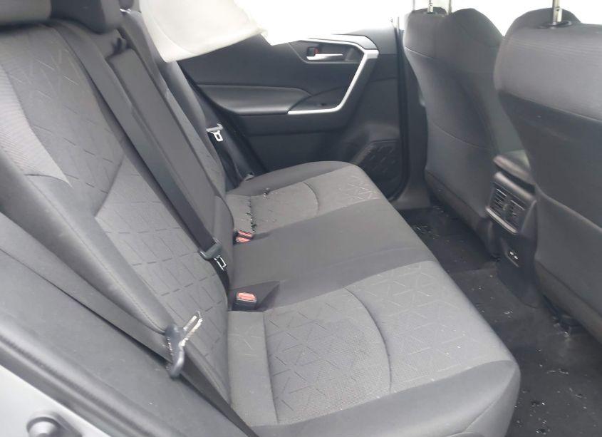 Photo 8 of 2021 Toyota Rav4 XLE (VIN 2T3P1RFV5MC184292)