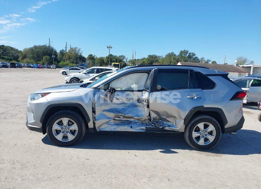 Photo 14 of 2021 Toyota Rav4 XLE (VIN 2T3P1RFV5MC200815)