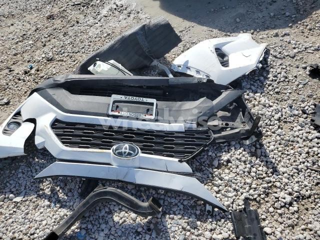 2021 TOYOTA RAV4 XLE (VIN 2T3P1RFV5MW162159) main photo