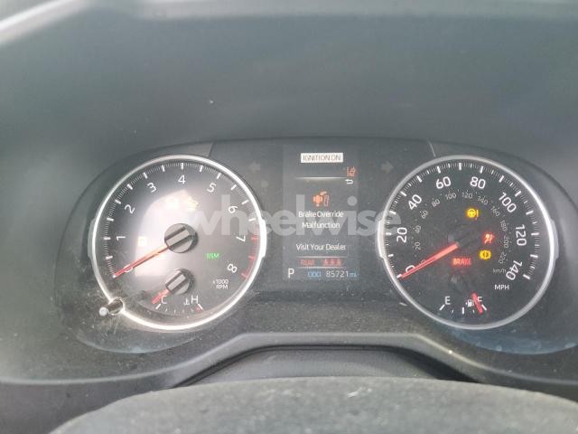 Photo 7 of 2021 TOYOTA RAV4 XLE (VIN 2T3P1RFV5MW162159)