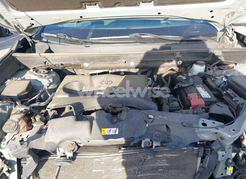 Photo 10 of 2021 Toyota Rav4 XLE (VIN 2T3P1RFV5MW173548)