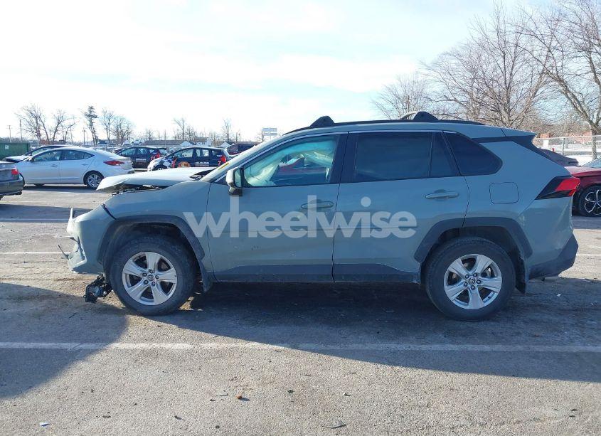 Photo 14 of 2021 Toyota Rav4 XLE (VIN 2T3P1RFV5MW173548)