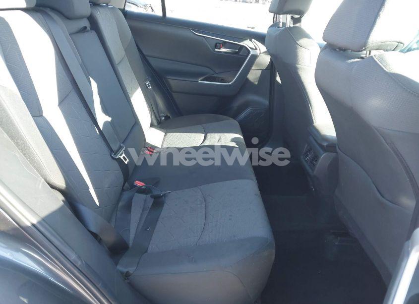 Photo 8 of 2022 Toyota Rav4 XLE (VIN 2T3P1RFV5NC283793)