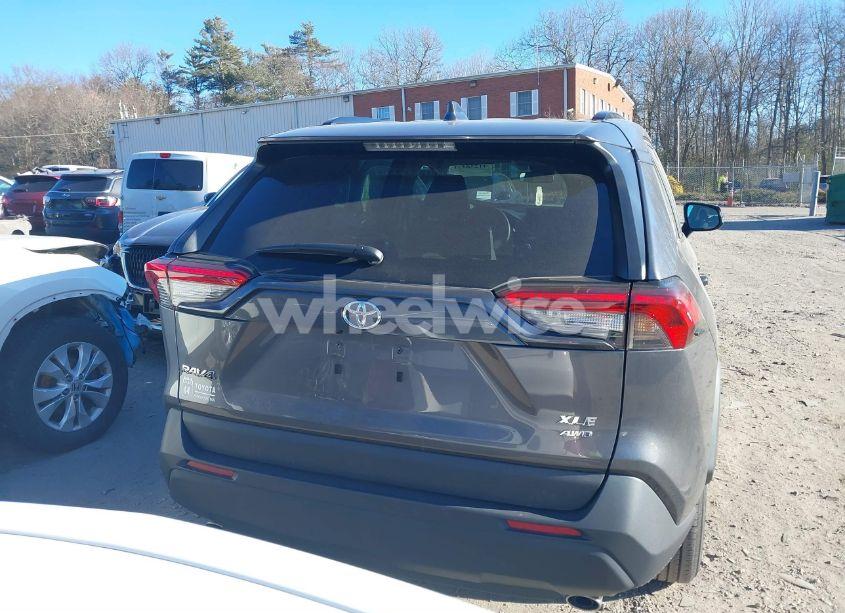 Photo 16 of 2022 Toyota Rav4 XLE (VIN 2T3P1RFV5NC300768)