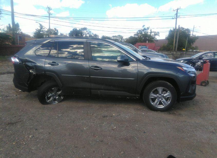 Photo 13 of 2023 Toyota Rav4 XLE (VIN 2T3P1RFV5PC327889)