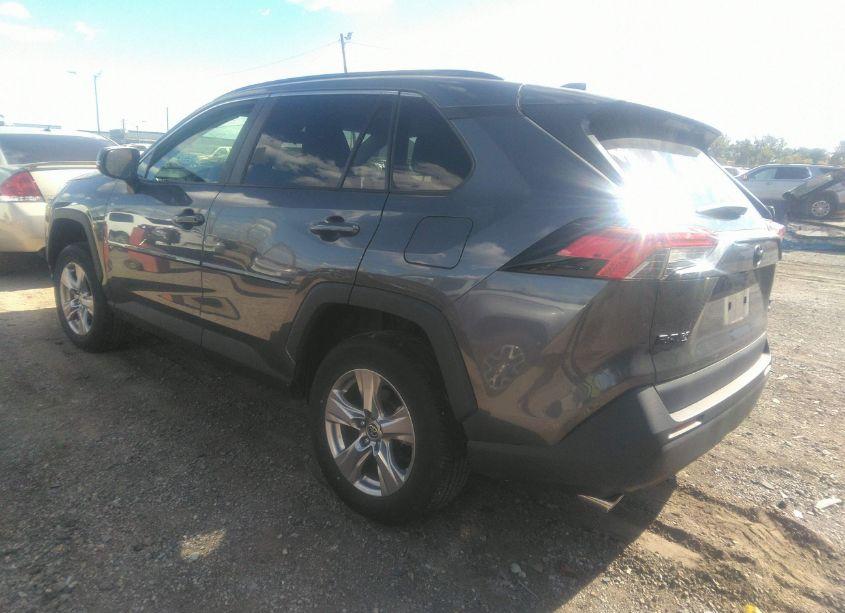 Photo 3 of 2023 Toyota Rav4 XLE (VIN 2T3P1RFV5PC327889)