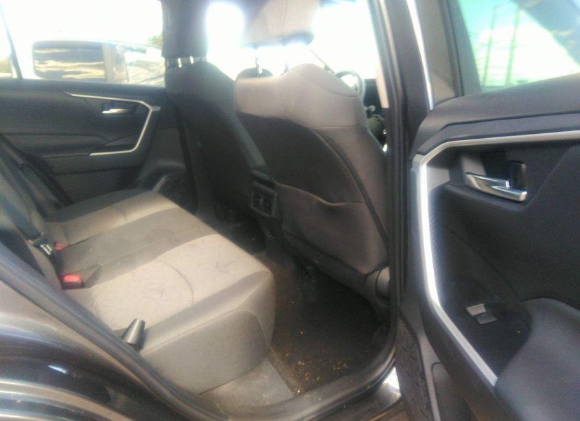 Photo 8 of 2023 Toyota Rav4 XLE (VIN 2T3P1RFV5PC327889)