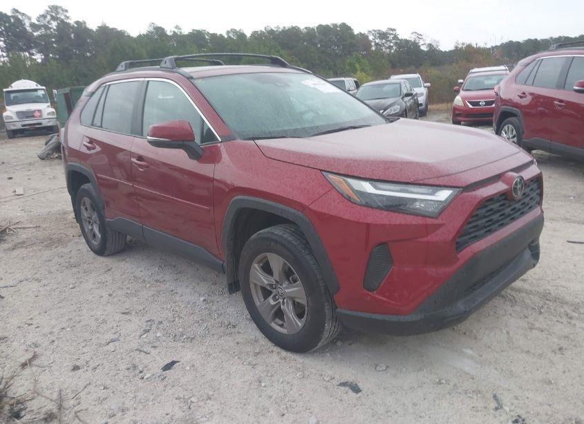 2023 Toyota Rav4 XLE (VIN 2T3P1RFV5PW395723) main photo