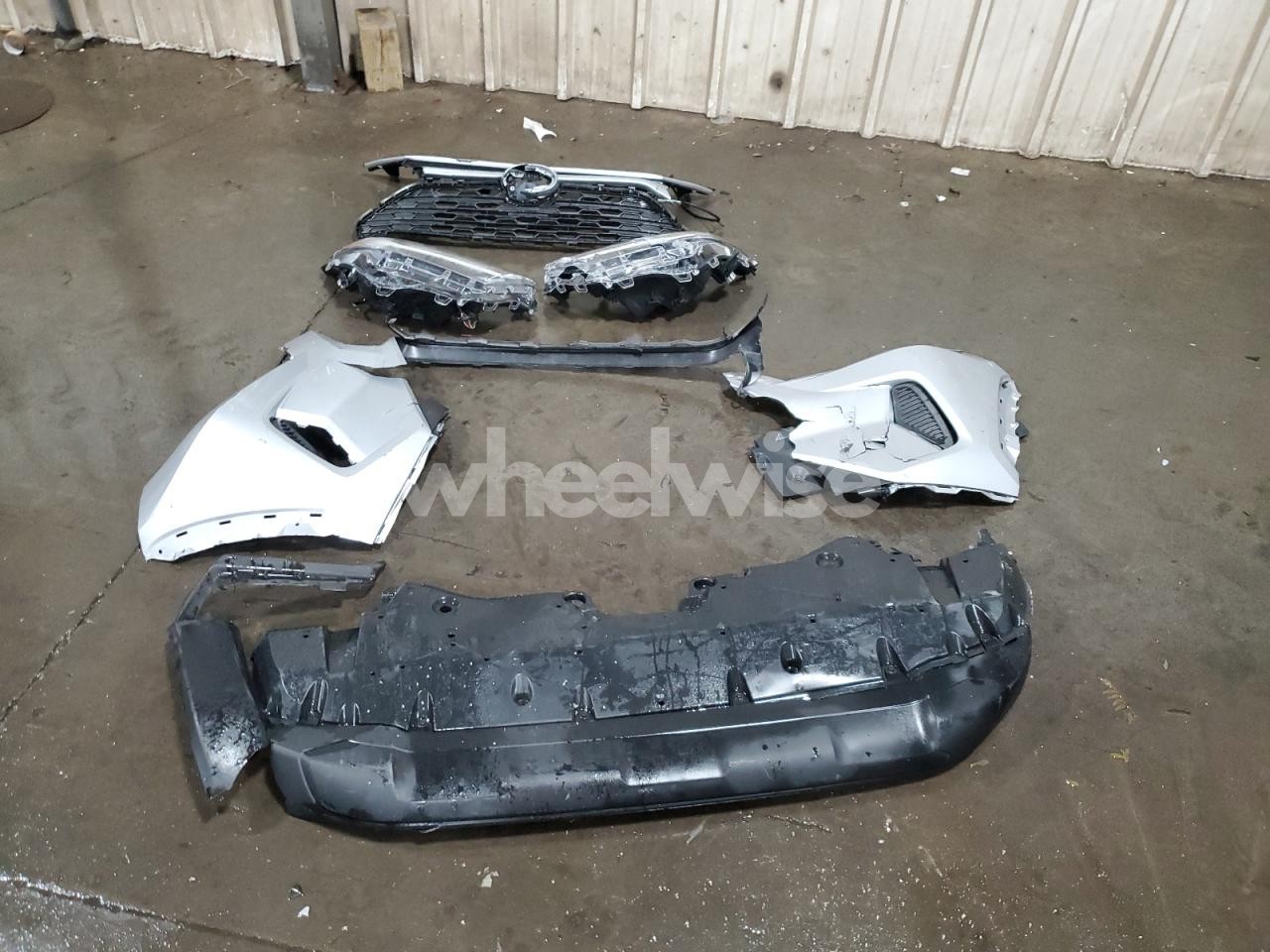 Photo 13 of 2024 TOYOTA RAV4 XLE (VIN 2T3P1RFV5RC438445)