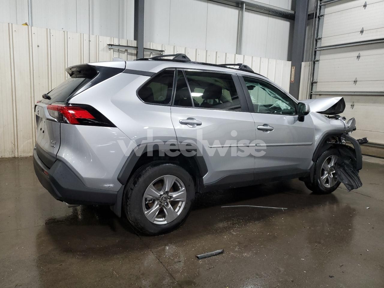 Photo 3 of 2024 TOYOTA RAV4 XLE (VIN 2T3P1RFV5RC438445)