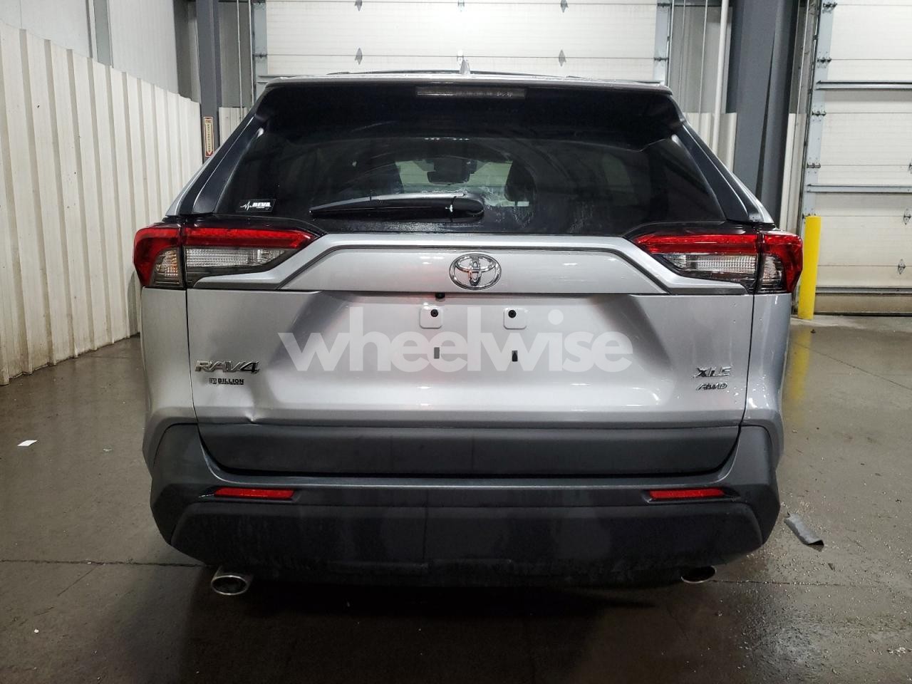 Photo 6 of 2024 TOYOTA RAV4 XLE (VIN 2T3P1RFV5RC438445)