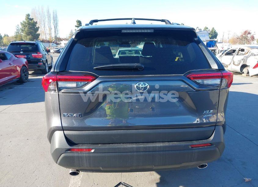 Photo 16 of 2024 Toyota Rav4 XLE (VIN 2T3P1RFV5RC457402)