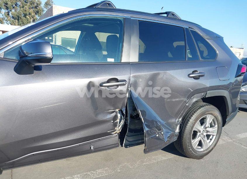 Photo 6 of 2024 Toyota Rav4 XLE (VIN 2T3P1RFV5RC457402)