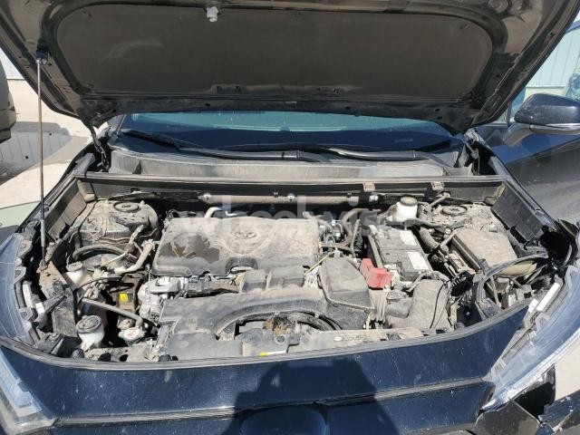 Photo 2 of 2024 TOYOTA RAV4 XLE (VIN 2T3P1RFV5RW431204)