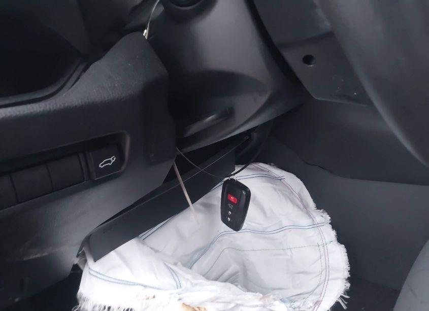 Photo 11 of 2019 Toyota Rav4 XLE (VIN 2T3P1RFV6KC038142)