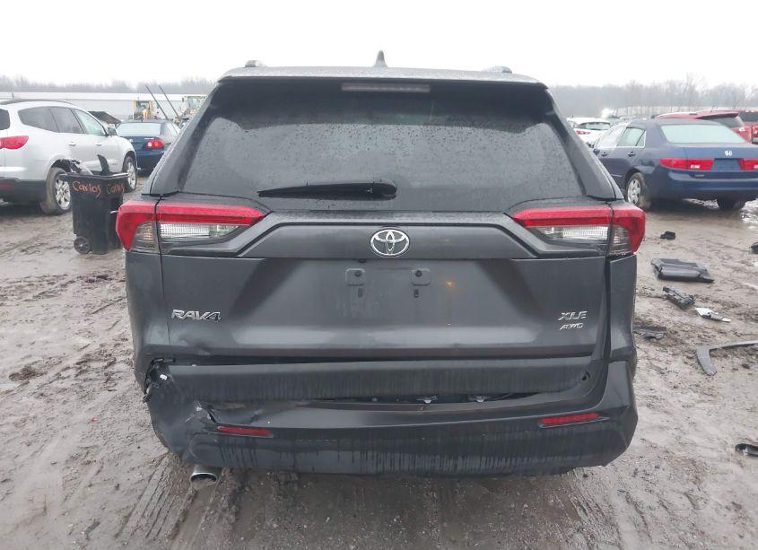 Photo 17 of 2019 Toyota Rav4 XLE (VIN 2T3P1RFV6KC038142)