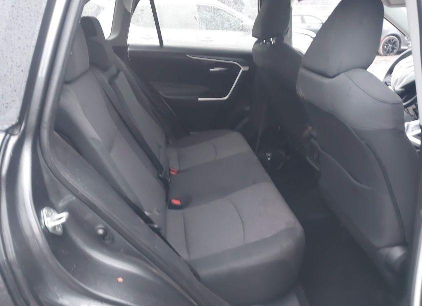 Photo 8 of 2019 Toyota Rav4 XLE (VIN 2T3P1RFV6KC038142)