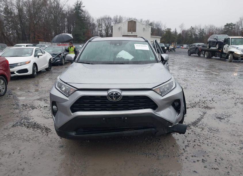 Photo 12 of 2019 Toyota Rav4 XLE (VIN 2T3P1RFV6KC058892)