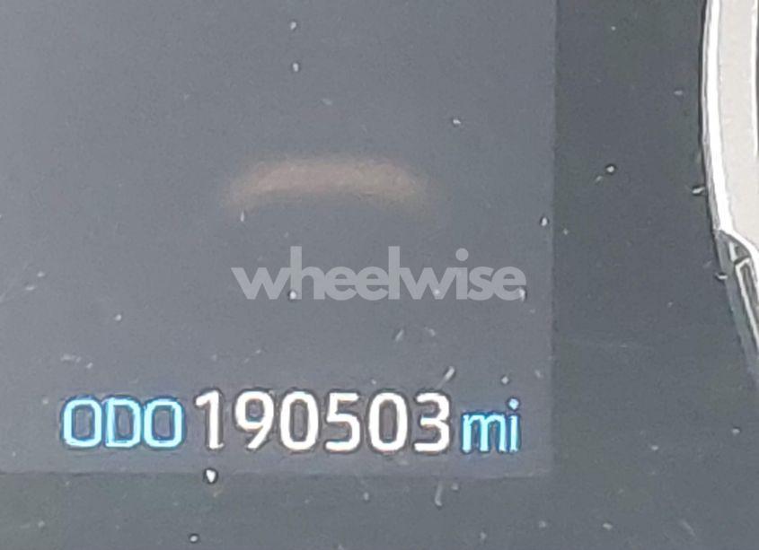 Photo 15 of 2019 Toyota Rav4 XLE (VIN 2T3P1RFV6KW019346)