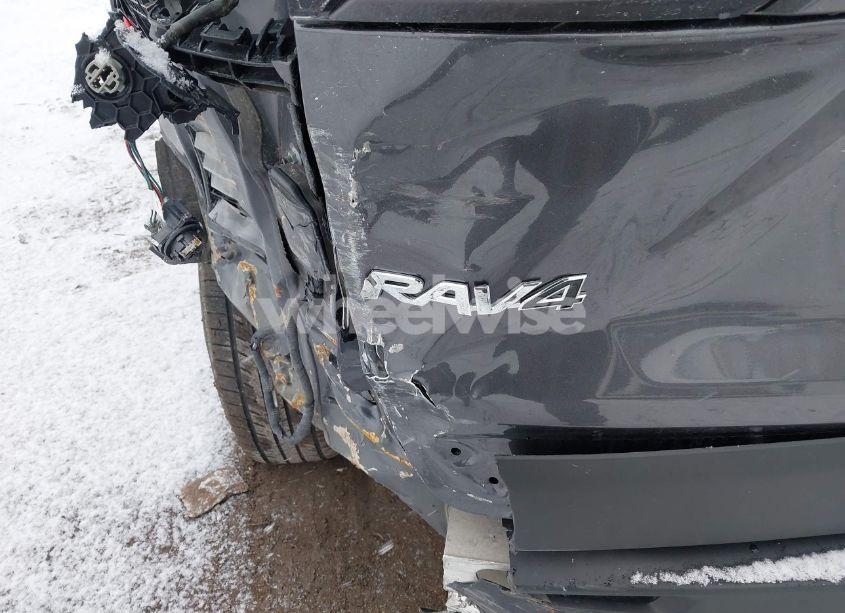 Photo 18 of 2019 Toyota Rav4 XLE (VIN 2T3P1RFV6KW019346)