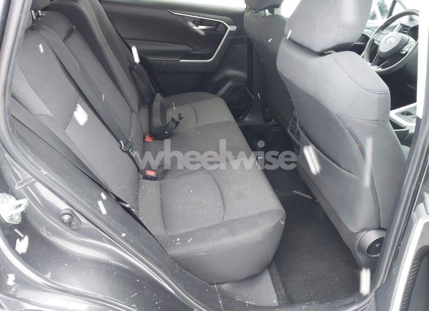Photo 8 of 2019 Toyota Rav4 XLE (VIN 2T3P1RFV6KW019346)