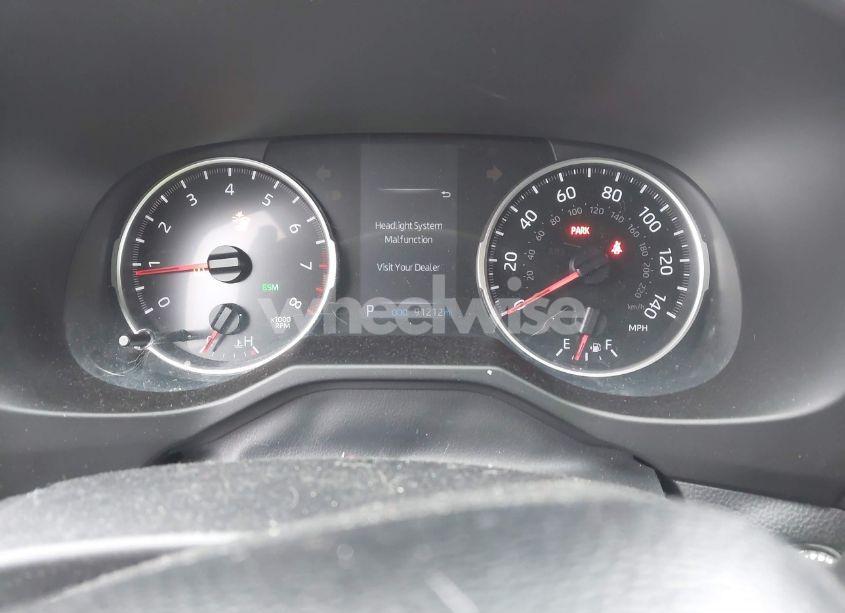 Photo 7 of 2019 Toyota Rav4 XLE (VIN 2T3P1RFV6KW034638)