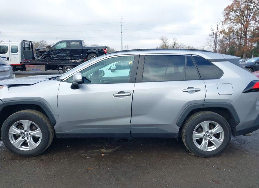 Photo 14 of 2020 Toyota Rav4 XLE (VIN 2T3P1RFV6LC102200)