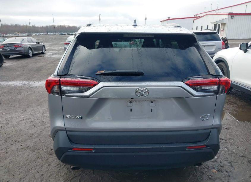 Photo 16 of 2020 Toyota Rav4 XLE (VIN 2T3P1RFV6LC102200)