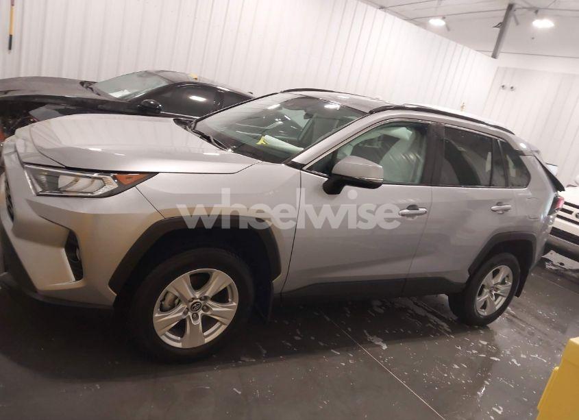 Photo 15 of 2020 Toyota Rav4 XLE (VIN 2T3P1RFV6LC130319)
