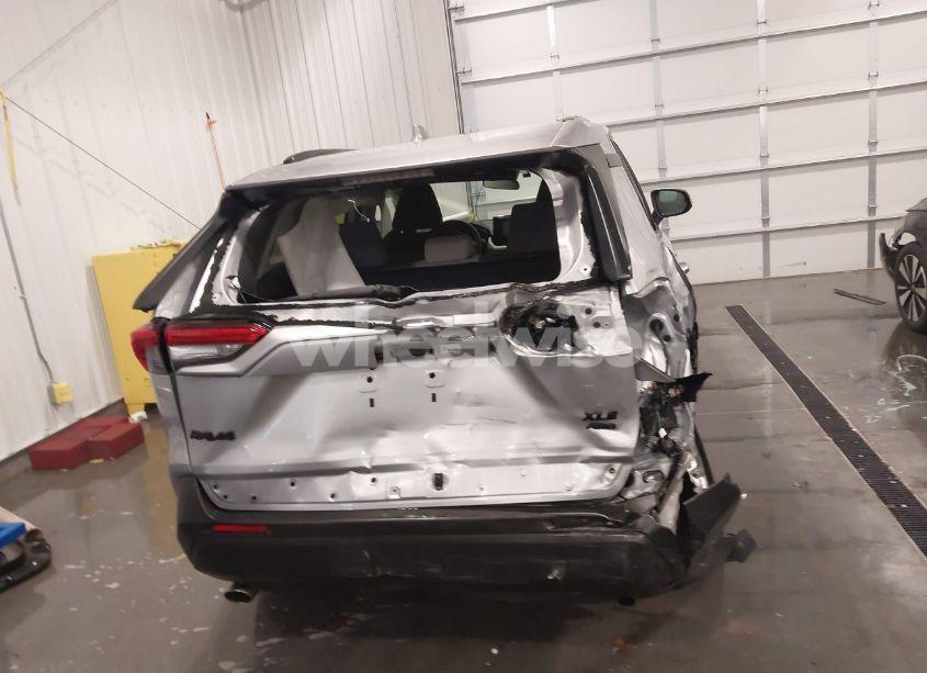 Photo 17 of 2020 Toyota Rav4 XLE (VIN 2T3P1RFV6LC130319)