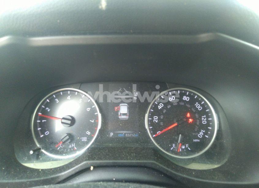 Photo 7 of 2020 Toyota Rav4 XLE (VIN 2T3P1RFV6LC137593)