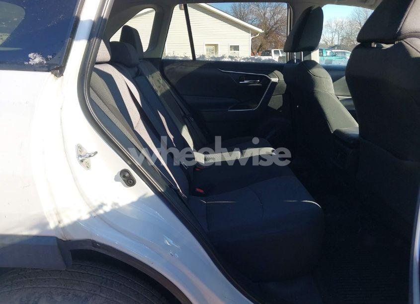 Photo 8 of 2020 Toyota Rav4 XLE (VIN 2T3P1RFV6LW110814)