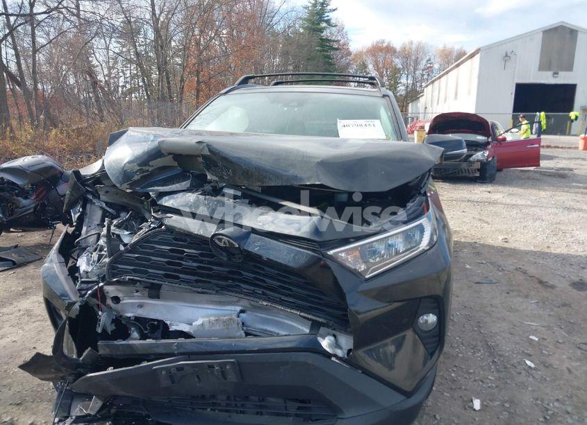 Photo 6 of 2020 Toyota Rav4 XLE (VIN 2T3P1RFV6LW132750)