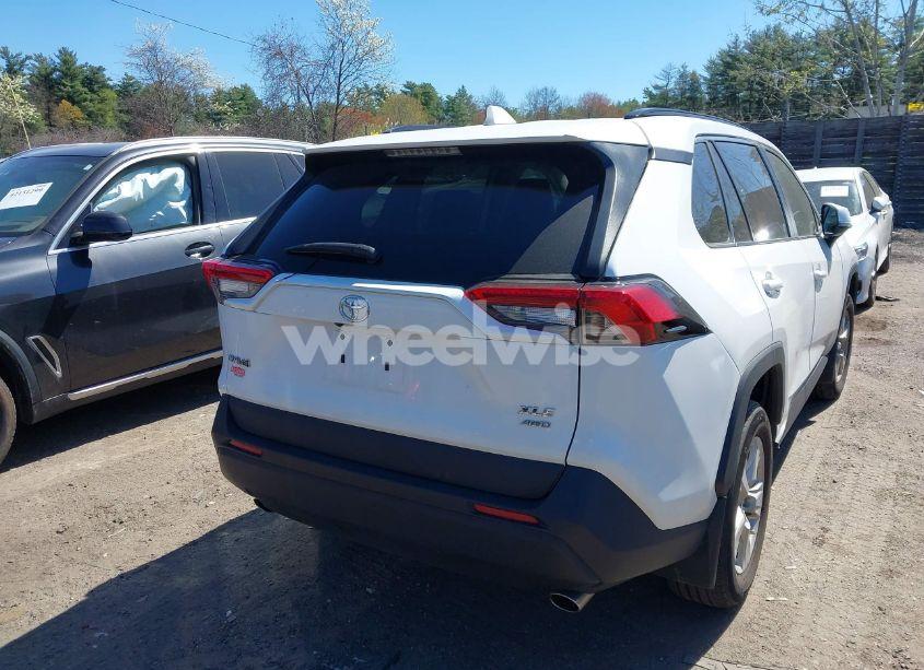 Photo 16 of 2021 Toyota Rav4 XLE (VIN 2T3P1RFV6MC149762)