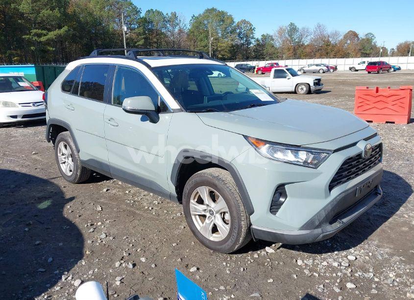 2021 Toyota Rav4 XLE (VIN 2T3P1RFV6MW177107) main photo
